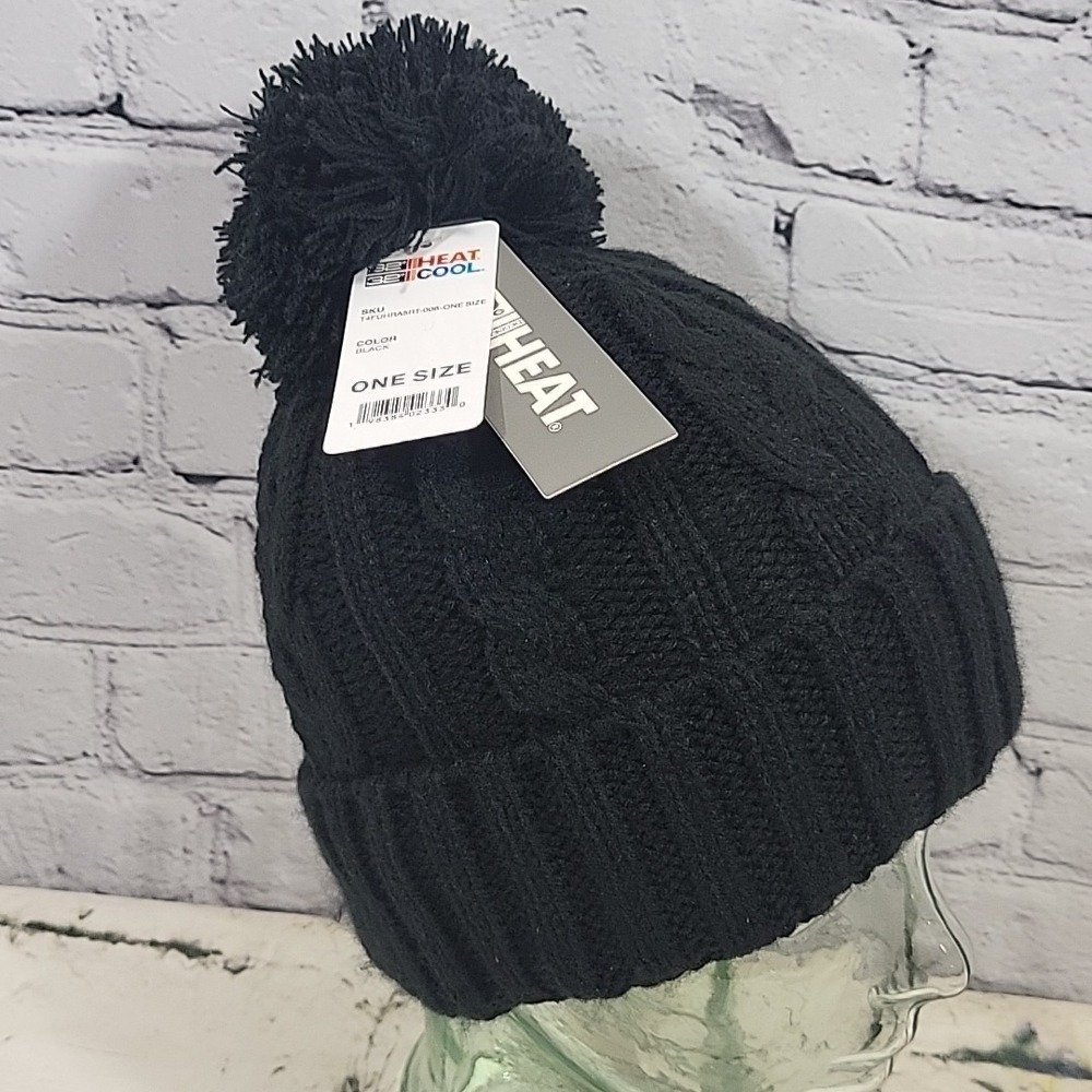 32° Heat Beanie‎ Hat Womens One Size Black Cable Knit Pom-Pom Winter Cap New NWT